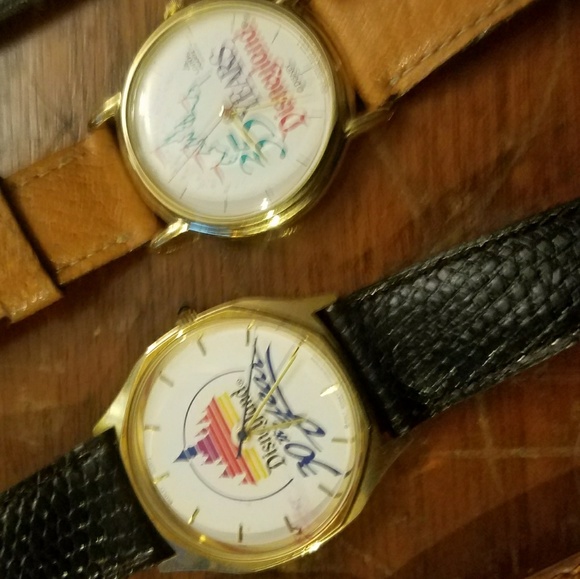 Lot of 9 DISNEY WATCHES main image 5